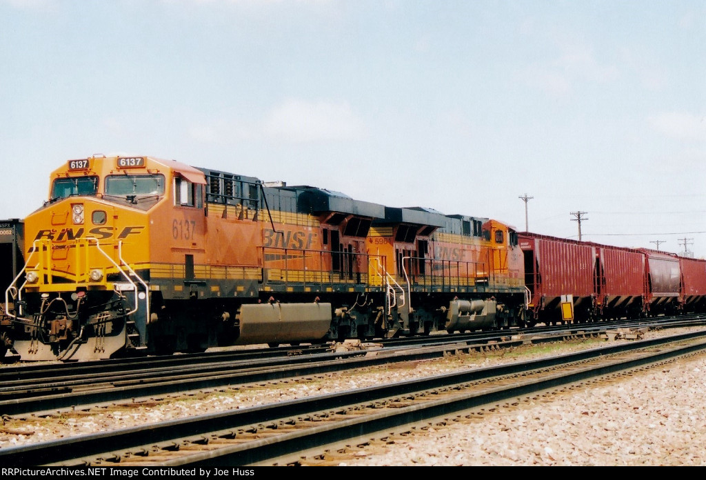 BNSF 6137 West